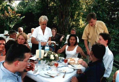 J'esp�re qu'il y aura assez � manger et � boire