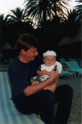 Il commence � faire tard, papa.